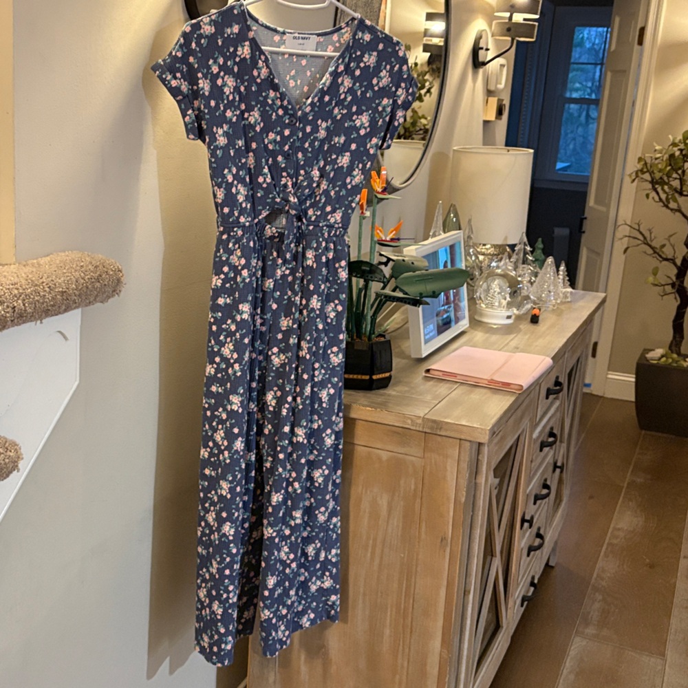 Old Navy Navy Floral Jumpsuit Romper
